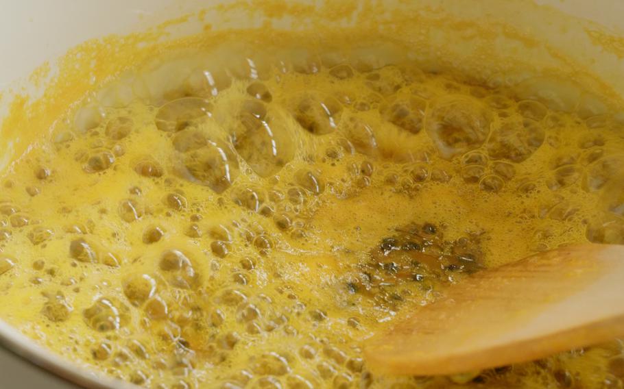 Simmer it for about 5 minutes. Remove the foam from time to time.