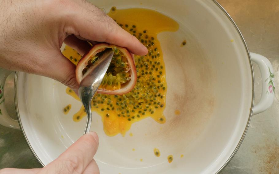 Scoop up the seedy flesh and put it in a pot.