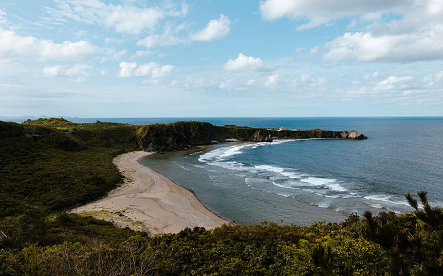 Cape Hedo viewed from Yanbaru Kuina Tenbodai, photos by Shoji Kudaka