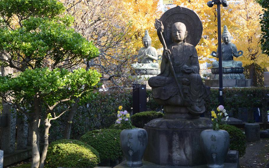 jizo statues