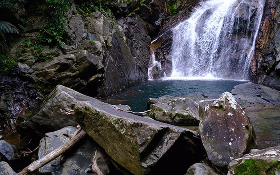 VIDEO: Exploring Okinawa: A lovely trek to Hiji Waterfall | Stripes Okinawa