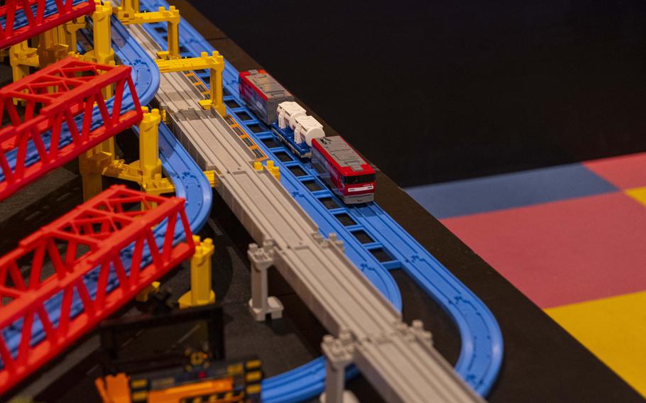 toy railroads